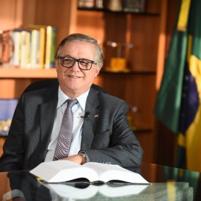 Escolas cívico-militares e educação para a cidadania