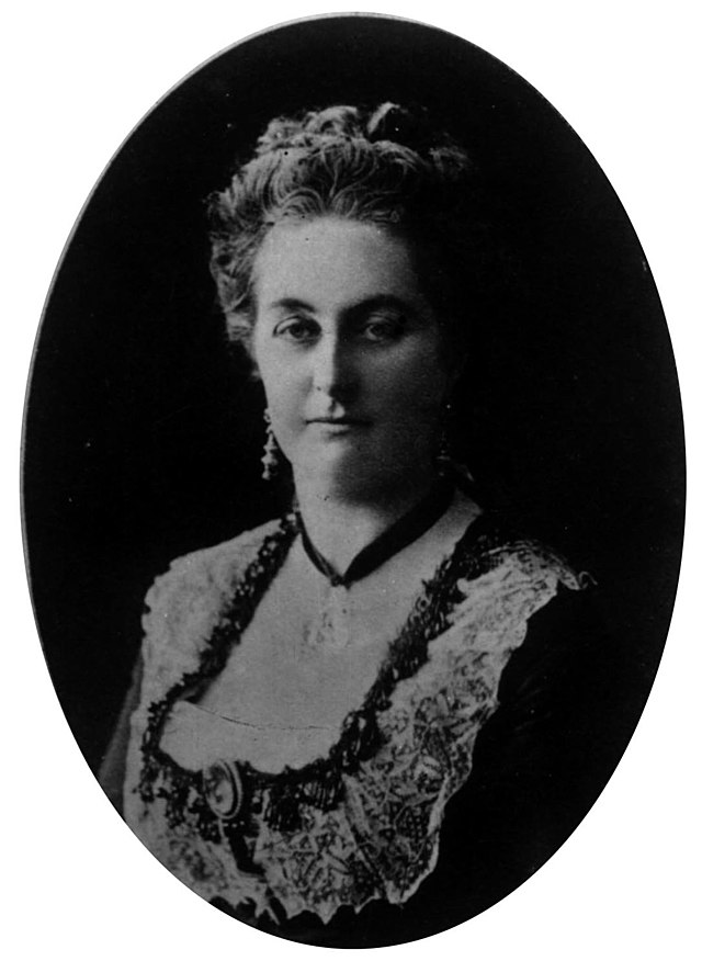 MULHERES, SEDUÇÃO E PODER - Elisa Lynch, mulher de mundo e da guerra